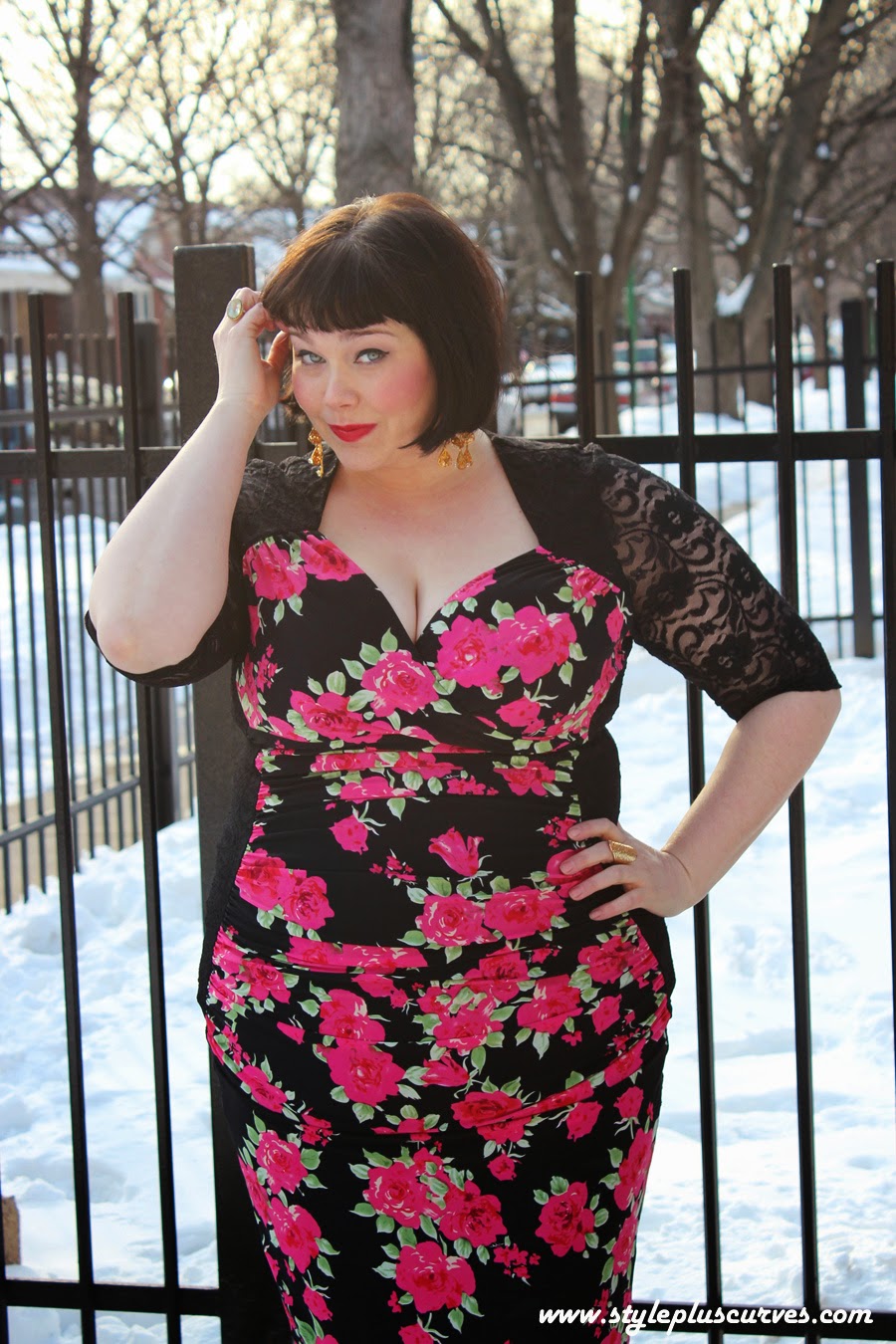 Svinde bort Definere th Plus Size Floral and Lace Dress From Kiyonna is VaVa-Voom!