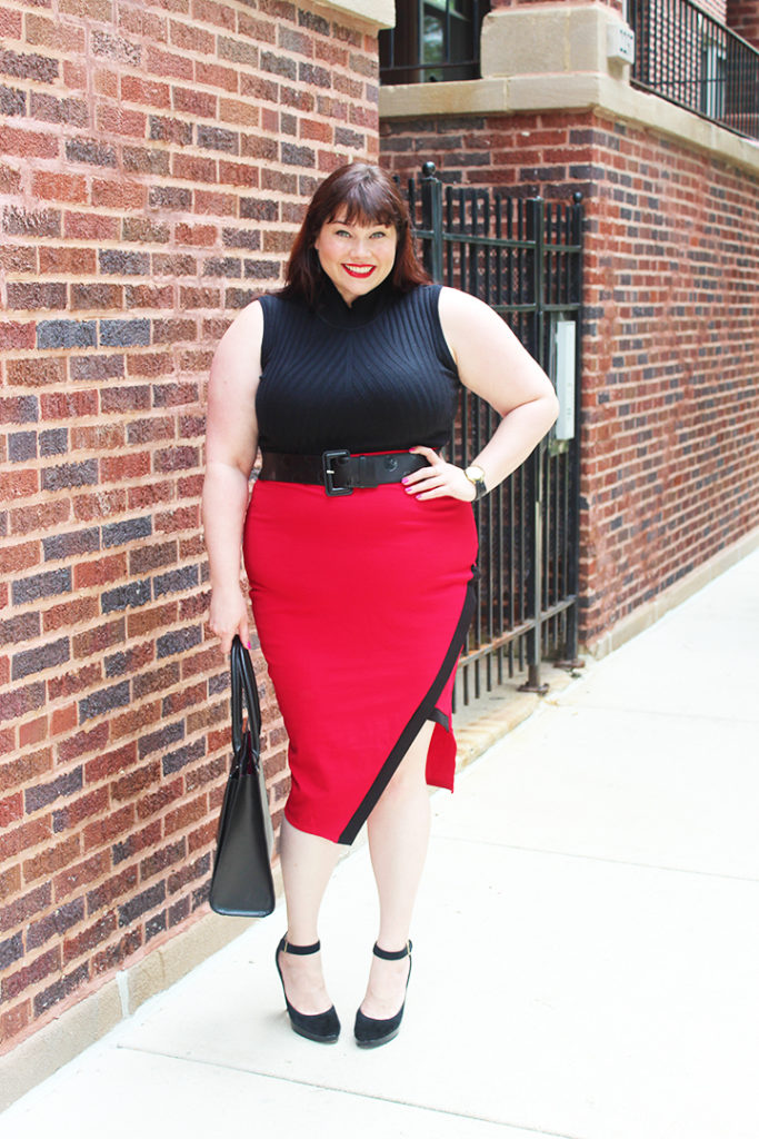 Plus Size Blogger Amber from Style Plus Curves in a plus size pencil skirt from Love Lianca