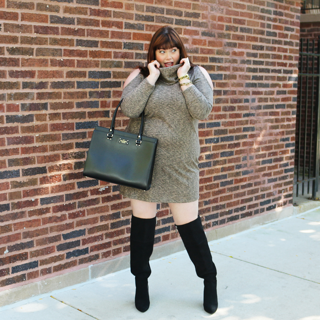 Chicago Plus Size Blogger Amber from Style Plus Curves in an Addition Elle Love & Legend Plus Size Sweater Dress