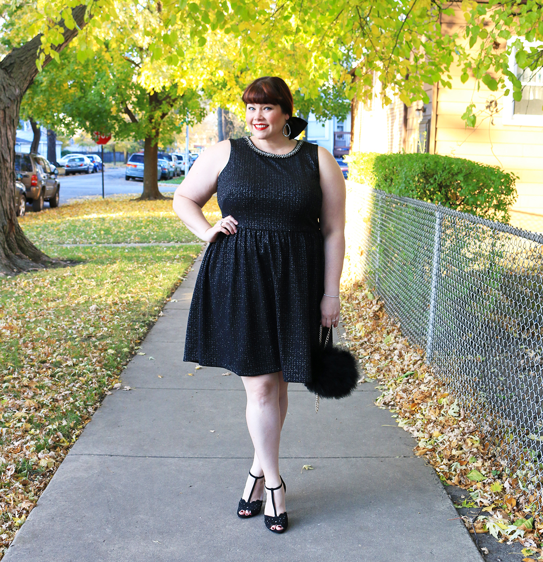 Chicago Plus Size Blogger Amber from Style Plus Curves in a Maggy London London Times Curve Plus Size Party Dress, LBD
