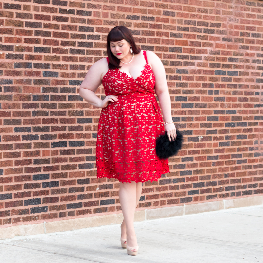 Støjende Blot Slør Red Hot Lace: Plus Size Dress from City Chic