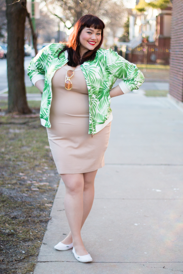 Chicago Plus Size Blogger Amber from Style Plus Curves in a Forever 21 Plus Palm Print Bomber Jacket
