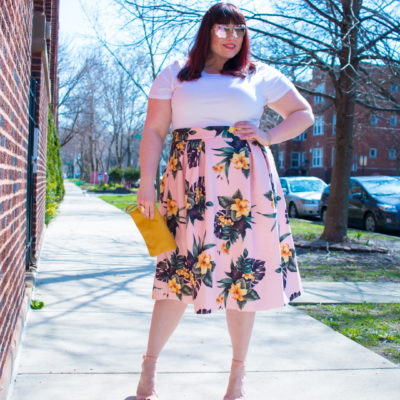 Chicago Plus Size Blogger in Plus Size Floral Skirt from Asos Curve
