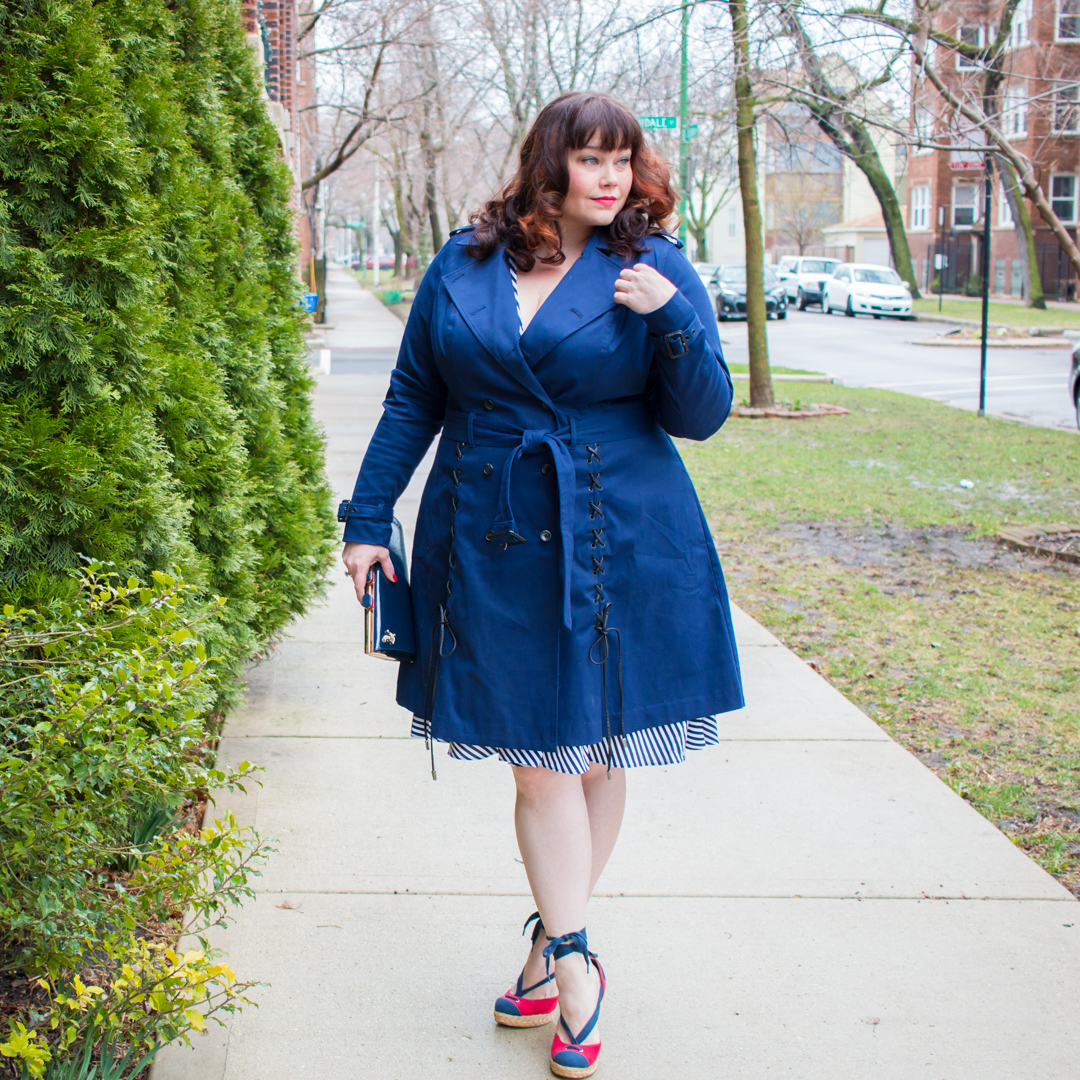 Chicago Plus Size Blogger in a navy lace up Trench Coat by Prabal Gurung from Lane Bryant