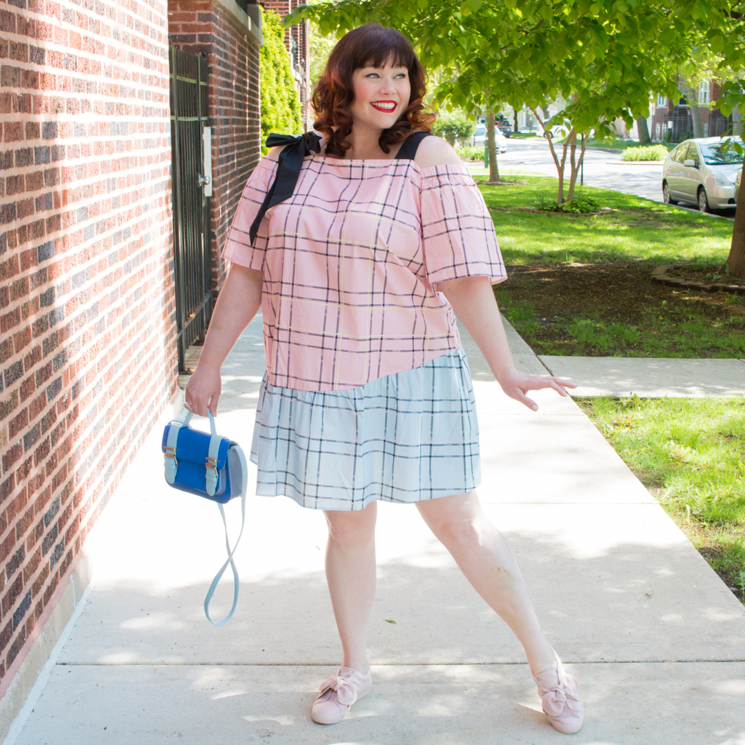 Chicago Blogger in Plus Size Dress: ASOS CURVE Check Mix and Match Cold Shoulder Cotton Dress