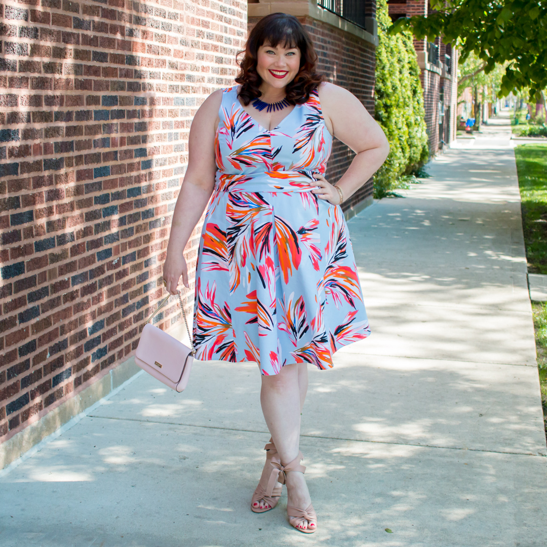 Chicago Plus Size blogger in Lane Bryant Dress