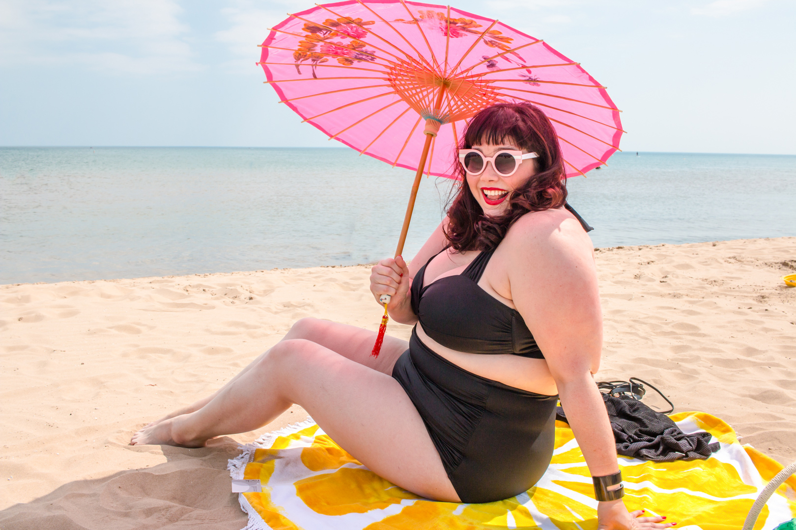 plus size blogger, plus size bikini, fatkini, Chicago beach, retro swimsuit