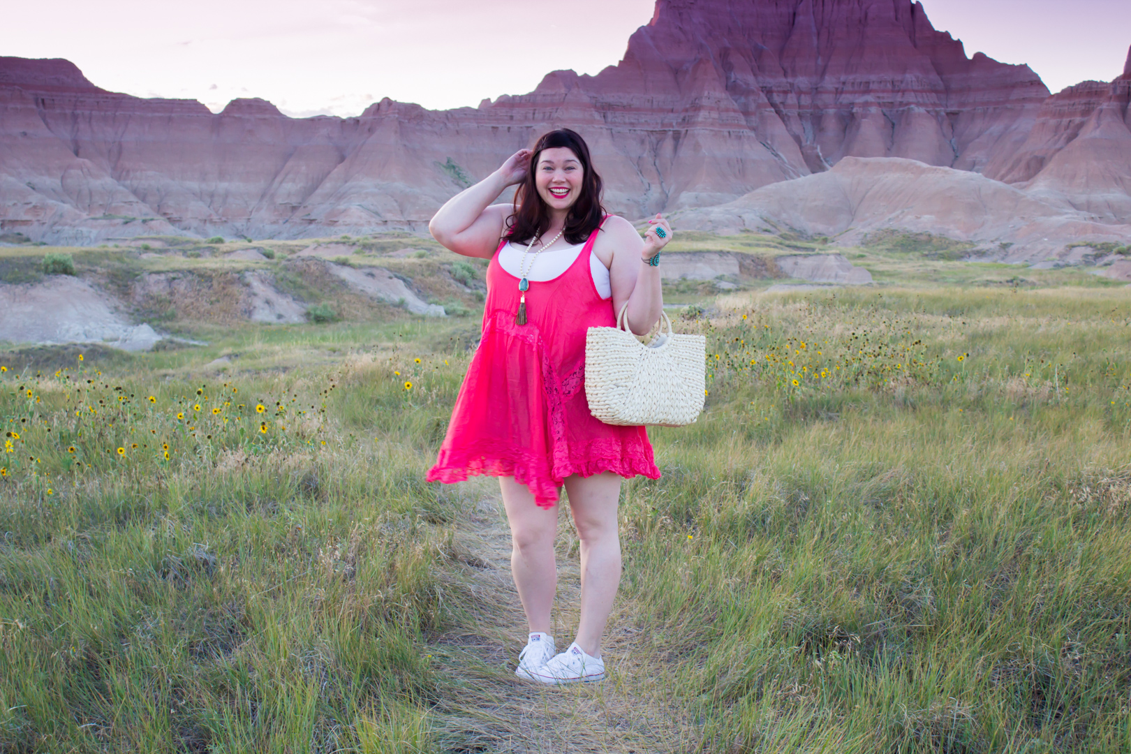 Loralette Review, Style Plus Curves, Chicago Blogger, Chicago Plus Size Blogger, Plus Size Blogger, Amber McCulloch, Loralette, Avenue Plus, Pink Babydoll Dress, South Dakota, Badlands National Park
