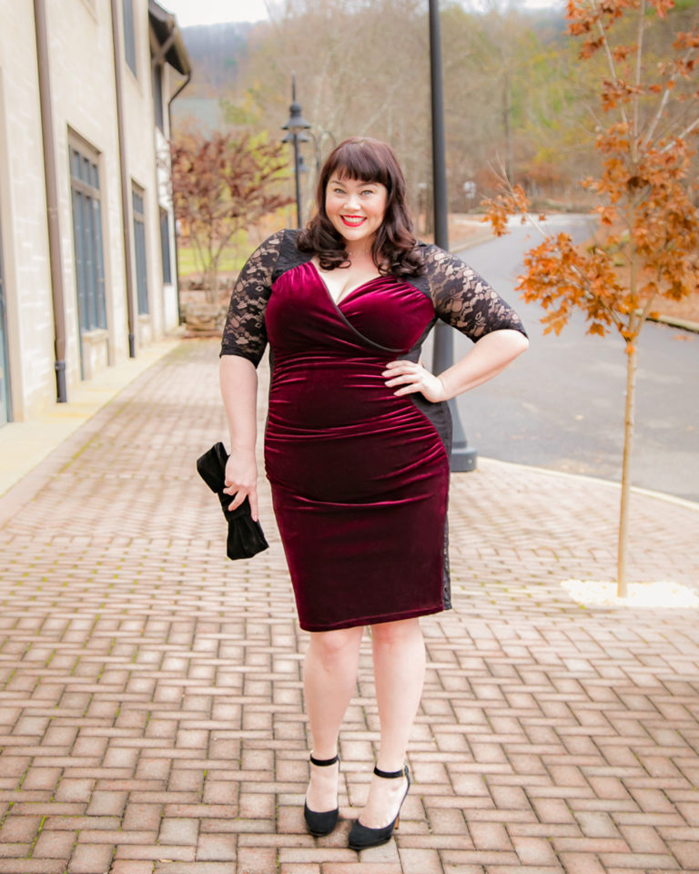 dress for hourglass plus size figure