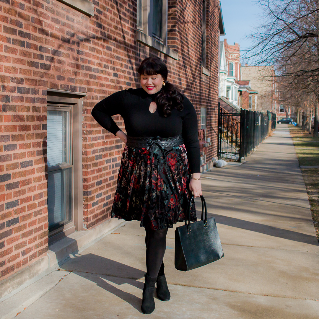 Stitch Fix Plus Size Review, plus size velvet skirt, Chicago Blogger, Chicago Plus Size Model, Plus Size Blogger, Style Plus Curves