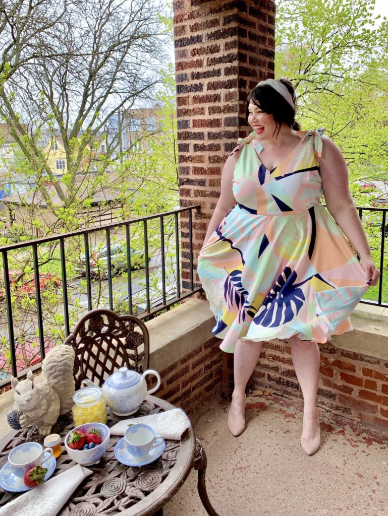 Hutch and Modcloth collection plus size tropical summer dress on Amber from Style Plus Curves, a Chicago plus size blogger